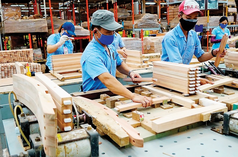 Nhiều thách thức đe dọa mục tiêu xuất khẩu của ngành gỗ 
